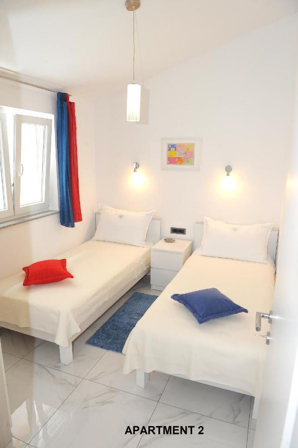 Ondina Apartments بولا المظهر الخارجي الصورة